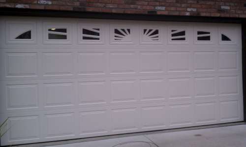 9100-9600 Series Garage Doors